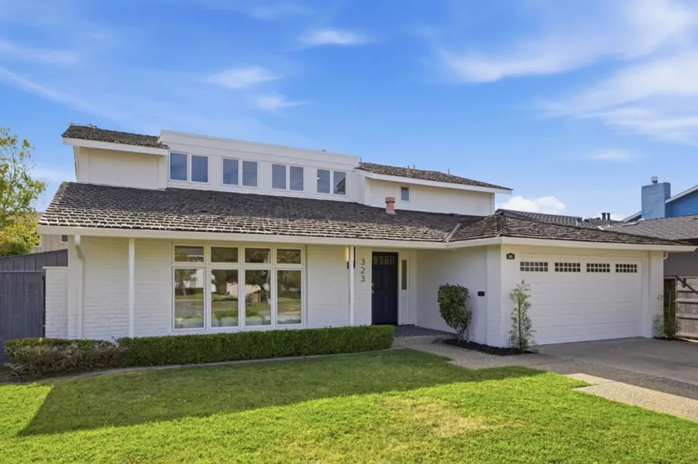 323 Shad Court Foster City, CA 94404
