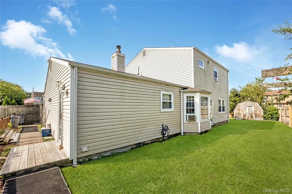 11 Shade Tree Lane East Patchogue, NY 11772
