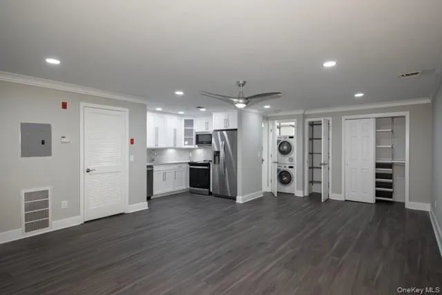 116 Smithtown Boulevard #22B Nesconset, NY 11767