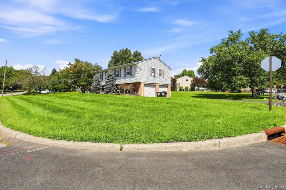30 Somerset Drive Washingtonville, NY 10992