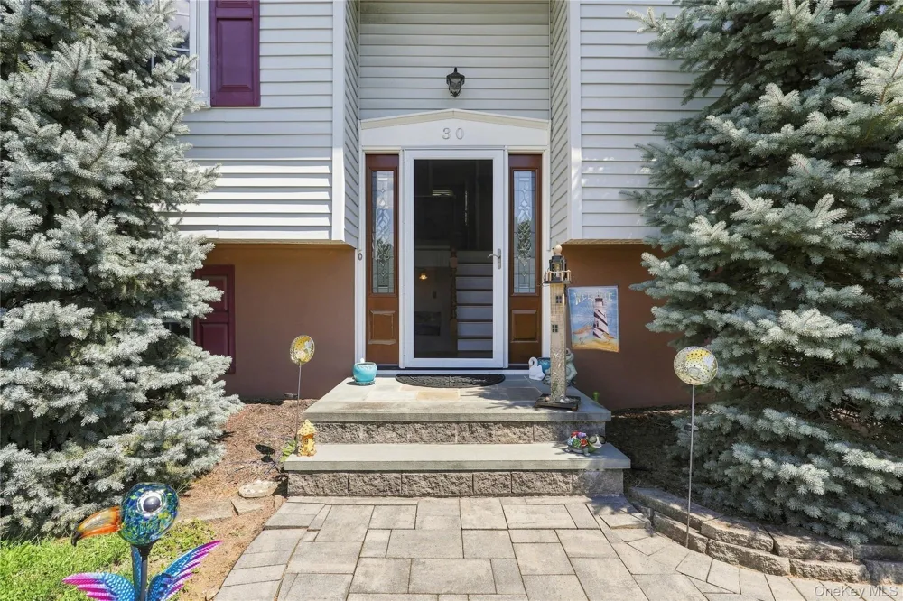 30 Somerset Drive Washingtonville, NY 10992