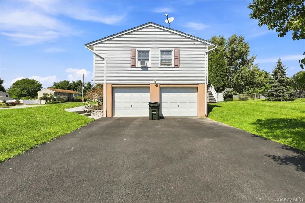 30 Somerset Drive Washingtonville, NY 10992