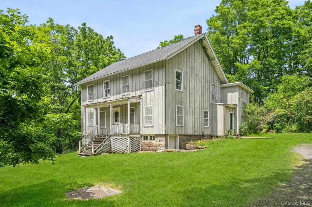 196 Newport Bridge Road Warwick, NY 10990