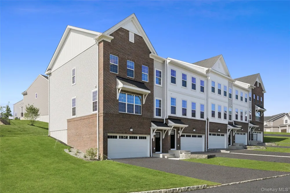 142 Pine Ridge Road Tuxedo Park, NY 10987