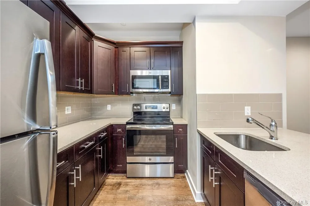 40 Jackson Avenue #3D Eastchester, NY 10709