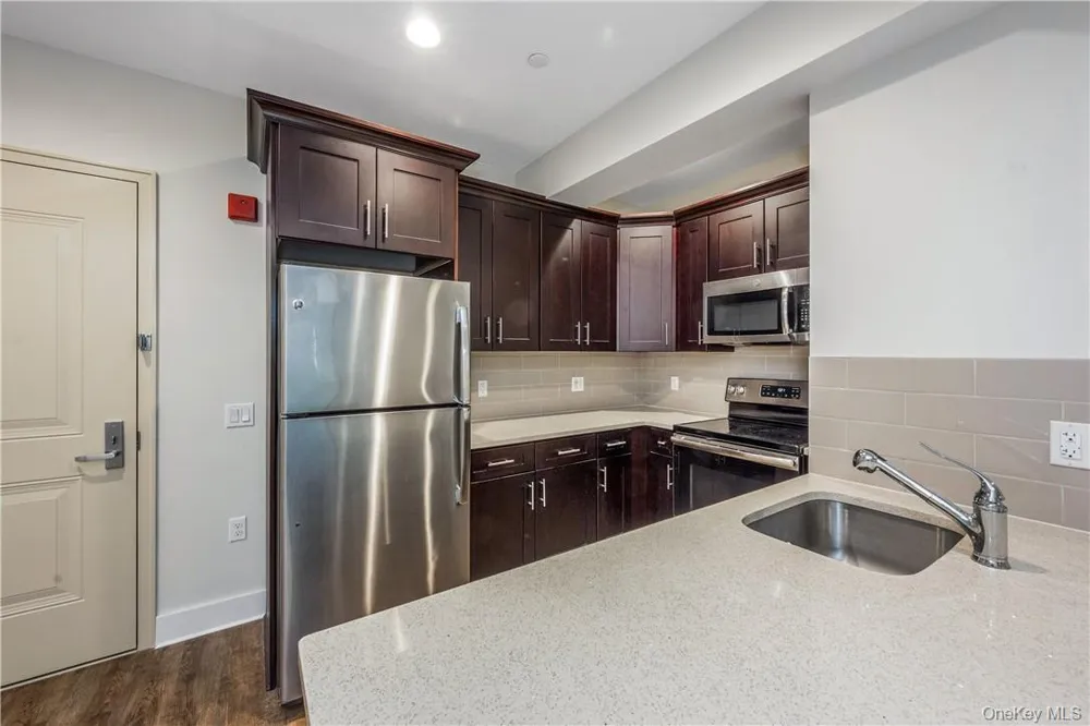 40 Jackson Avenue #3D Eastchester, NY 10709