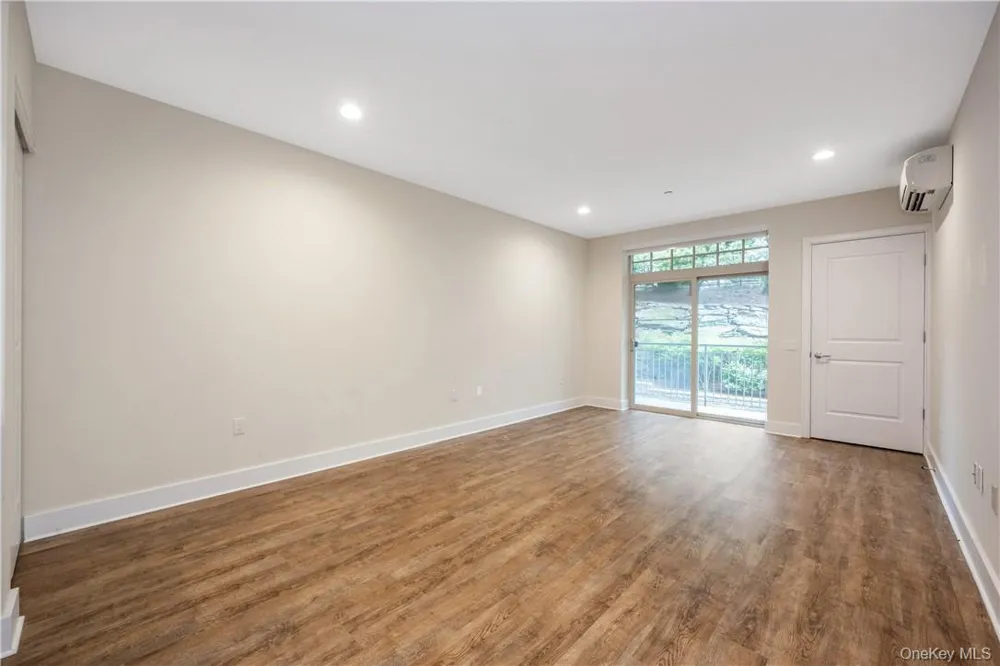 40 Jackson Avenue #3D Eastchester, NY 10709