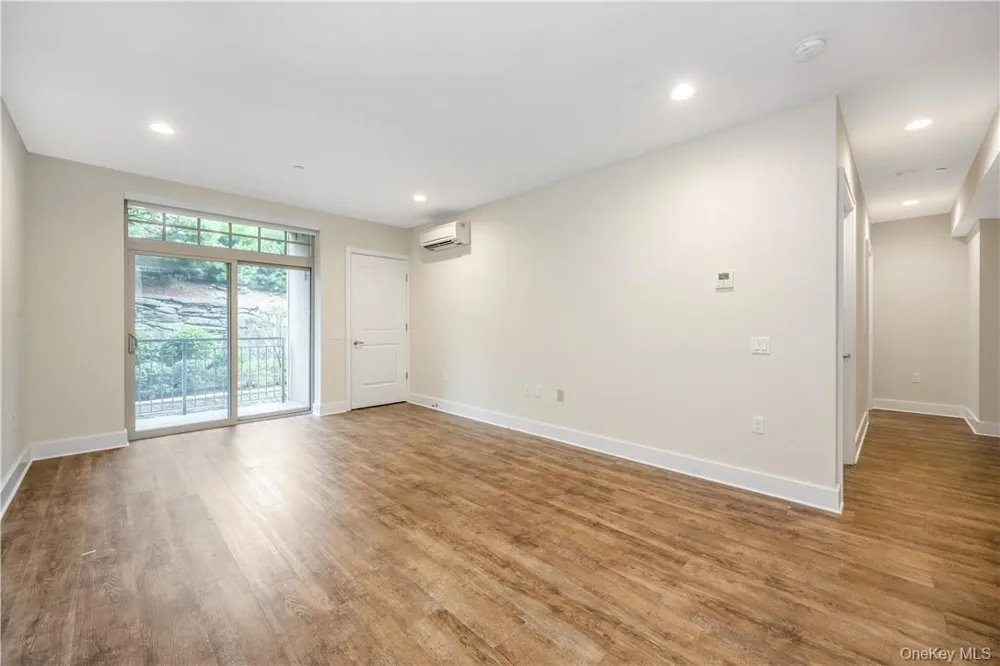 40 Jackson Avenue #3D Eastchester, NY 10709