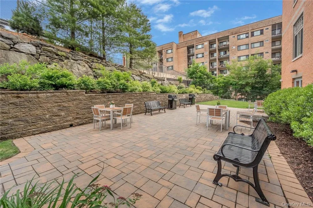 40 Jackson Avenue #3D Eastchester, NY 10709