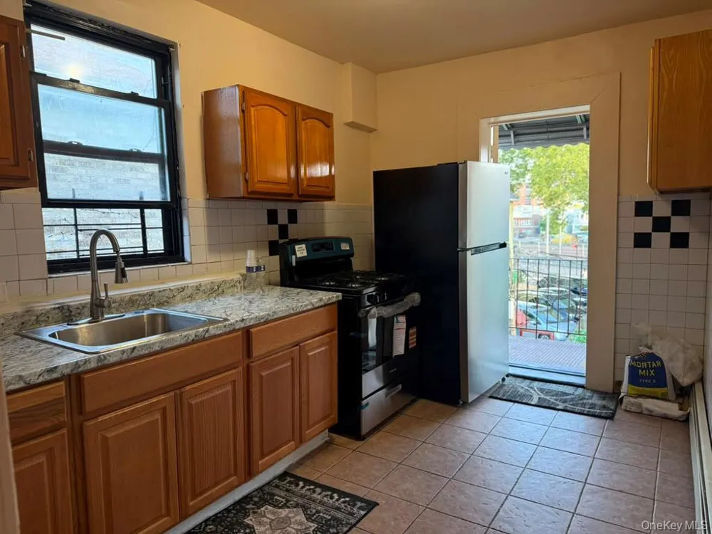 2138 Gleason Avenue #01 Bronx, NY 10462
