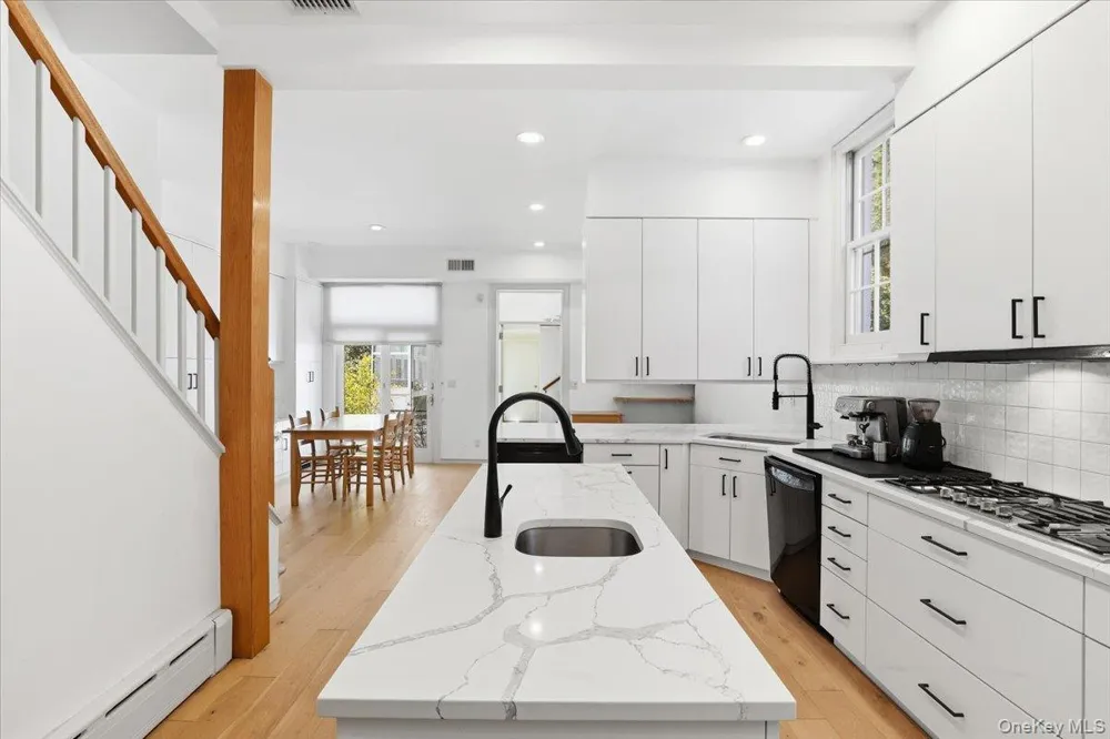 3 Israel  Townsend Hill Armonk, NY 10504