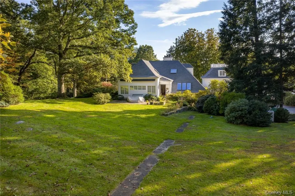 3 Israel  Townsend Hill Armonk, NY 10504