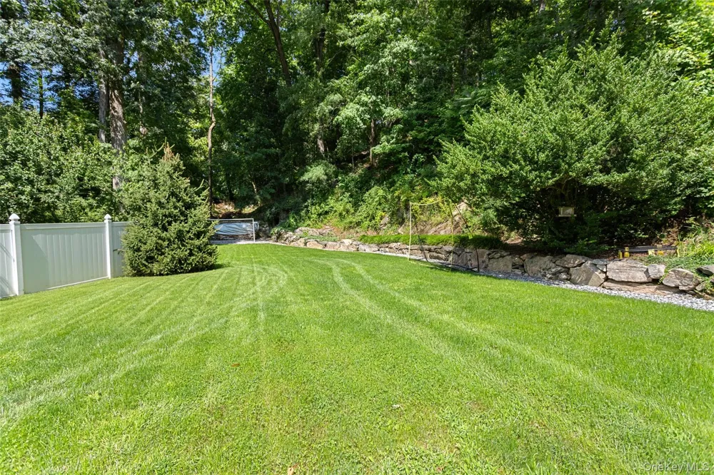 43 Laurel Road South Salem, NY 10590