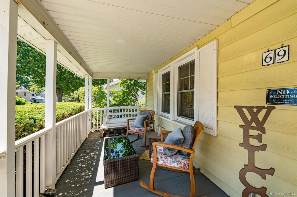 69 Bar Beach Road Port Washington, NY 11050