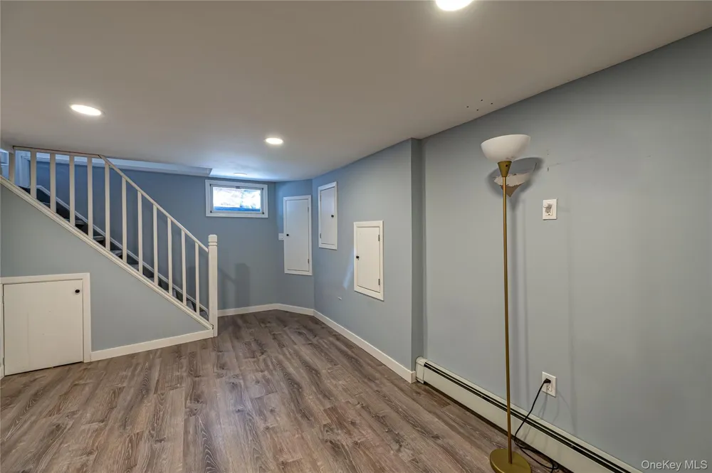 69 Bar Beach Road Port Washington, NY 11050