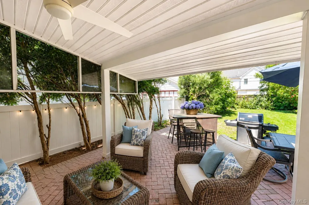 69 Bar Beach Road Port Washington, NY 11050