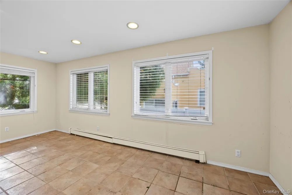 319 Frankel Boulevard Merrick, NY 11566