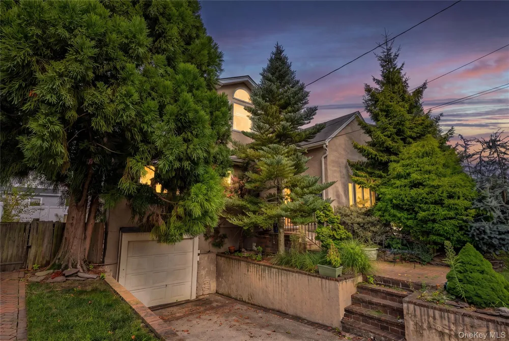 319 Frankel Boulevard Merrick, NY 11566