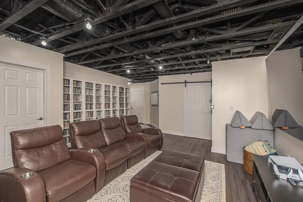 5782 Whispering Springs Drive Ann Arbor, MI 48108
