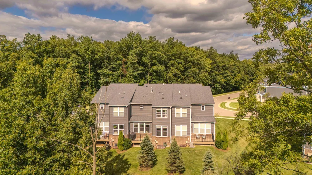 5782 Whispering Springs Drive Ann Arbor, MI 48108
