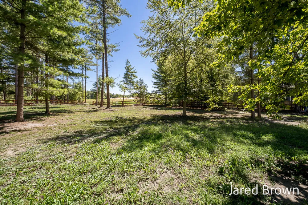 17528 136th Avenue Nunica, MI 49448