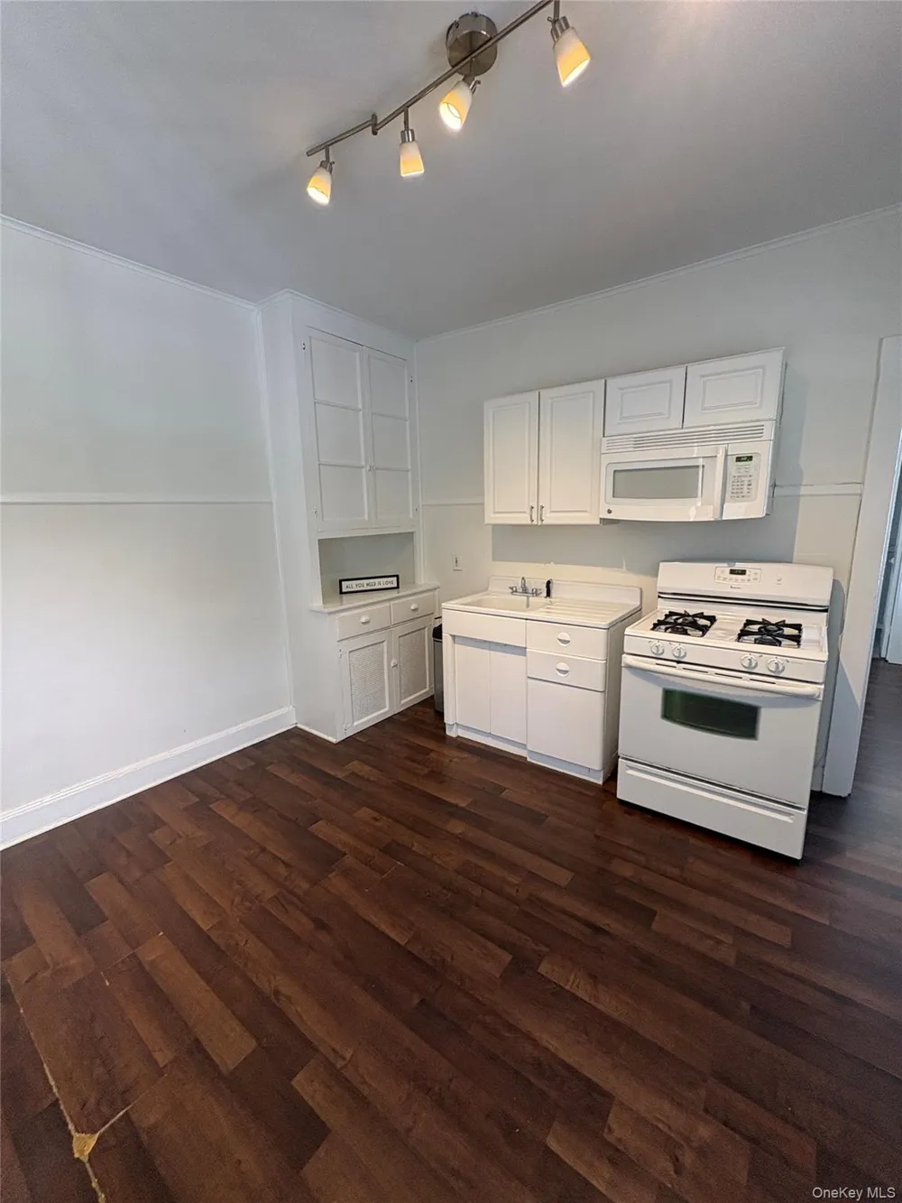42 Pleasant Place Tuckahoe, NY 10707