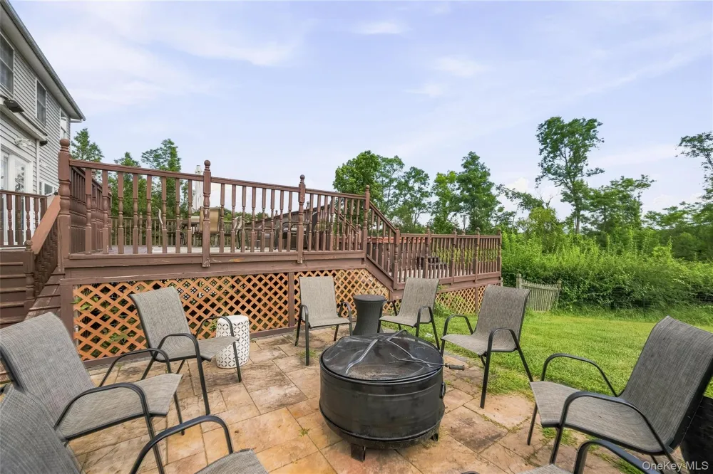 121 Conklingtown Road Chester, NY 10918