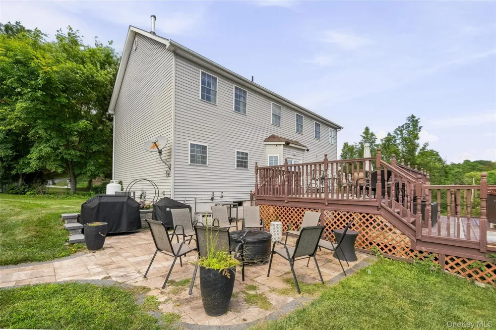 121 Conklingtown Road Chester, NY 10918