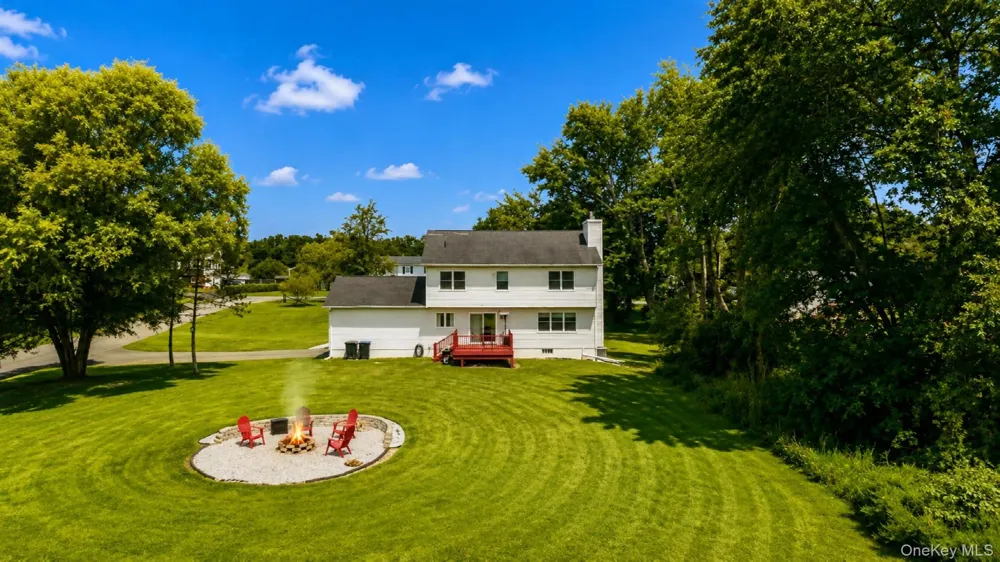1 Sean Court Rock Tavern, NY 12575