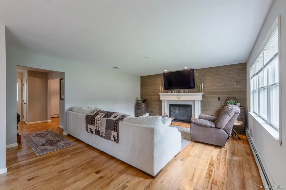 1 Sean Court Rock Tavern, NY 12575