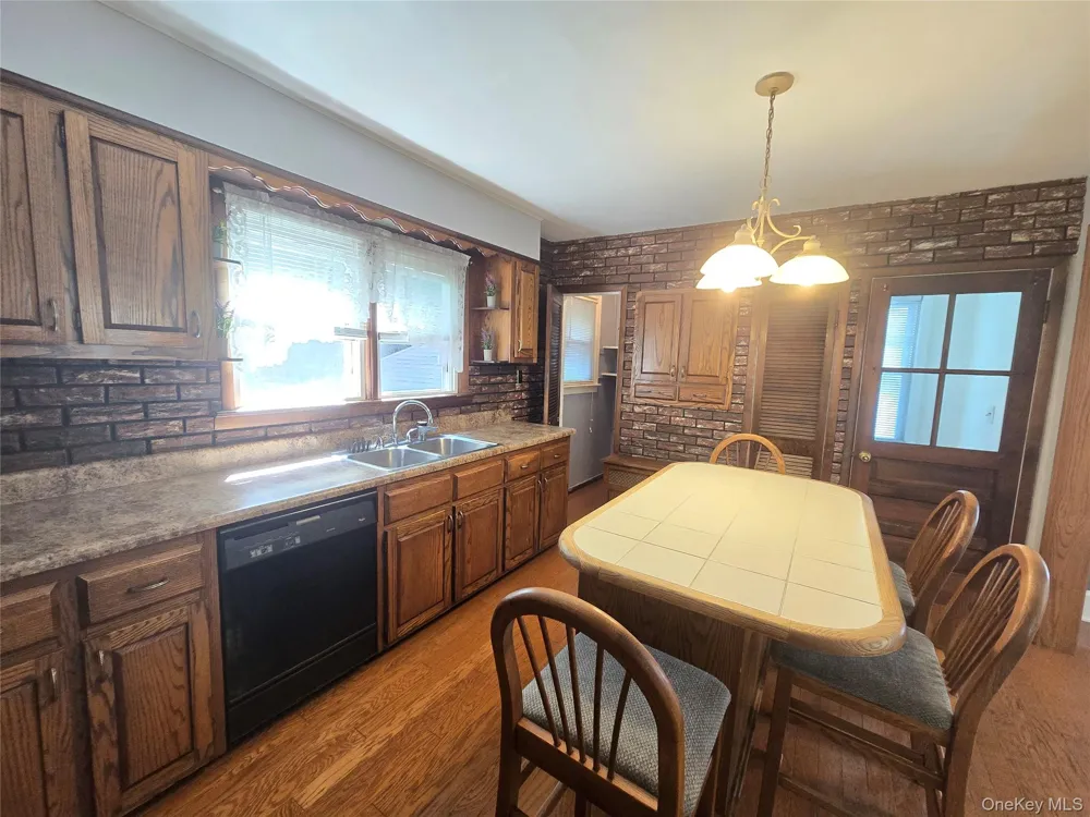 67 Myrtle Avenue New Windsor, NY 12553
