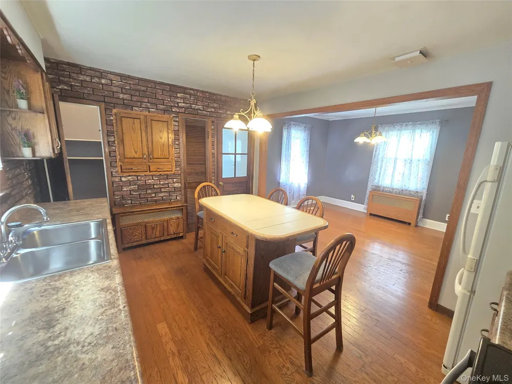 67 Myrtle Avenue New Windsor, NY 12553