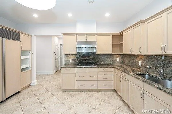4a Nassau Drive Great Neck, NY 11021