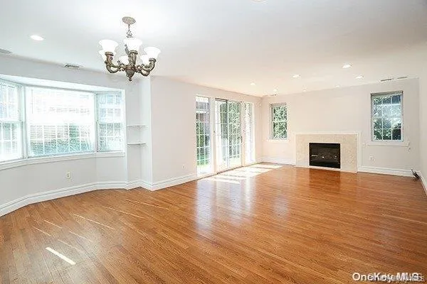 4a Nassau Drive Great Neck, NY 11021