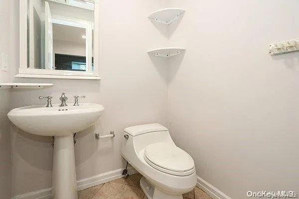 4a Nassau Drive Great Neck, NY 11021