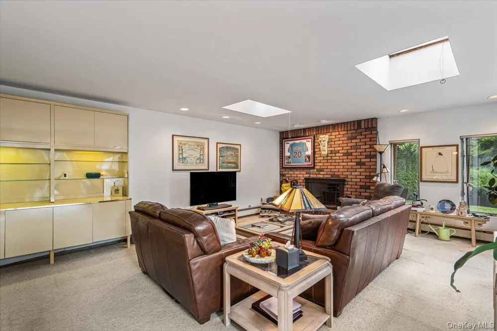 3001 Tinker Drive Oceanside, NY 11572