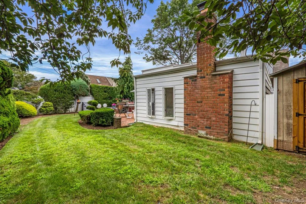 3001 Tinker Drive Oceanside, NY 11572