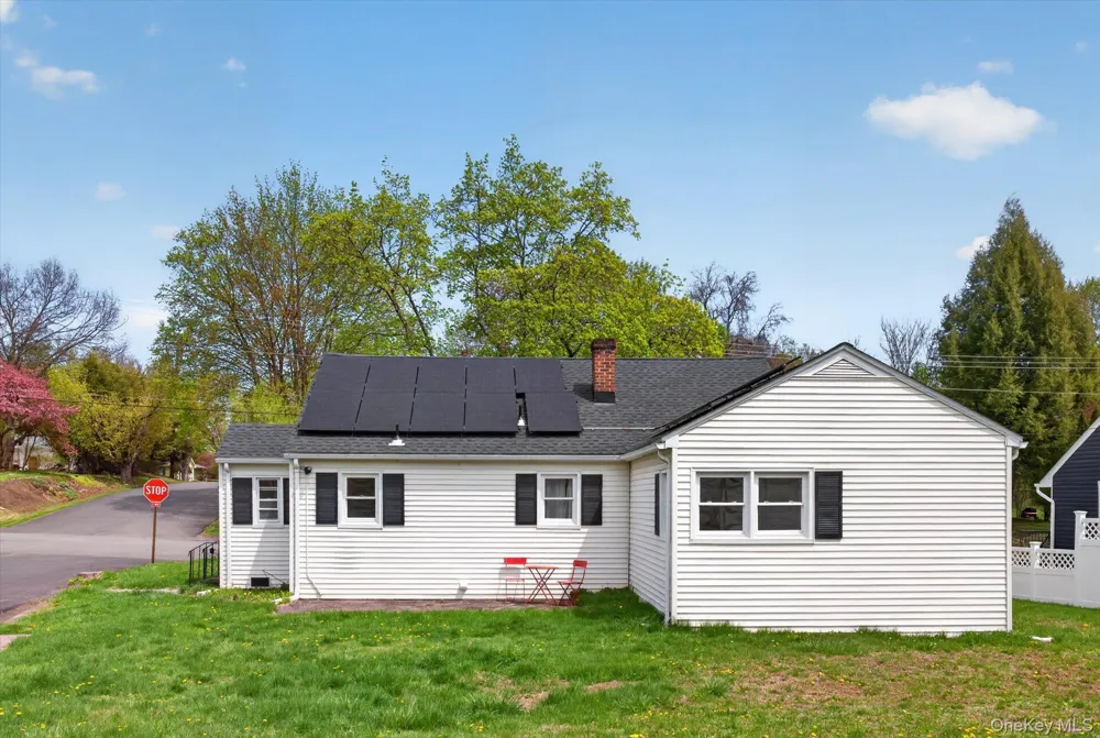 14 Roslyn Street Ellenville, NY 12428