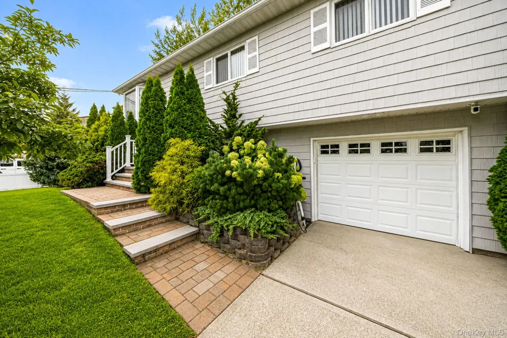 505 Hawkins Road Selden, NY 11784