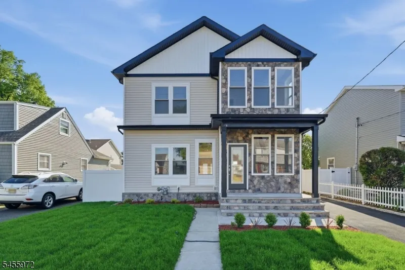 588 Maple Ave Saddle Brook, NJ 07663