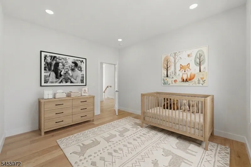 588 Maple Ave Saddle Brook, NJ 07663