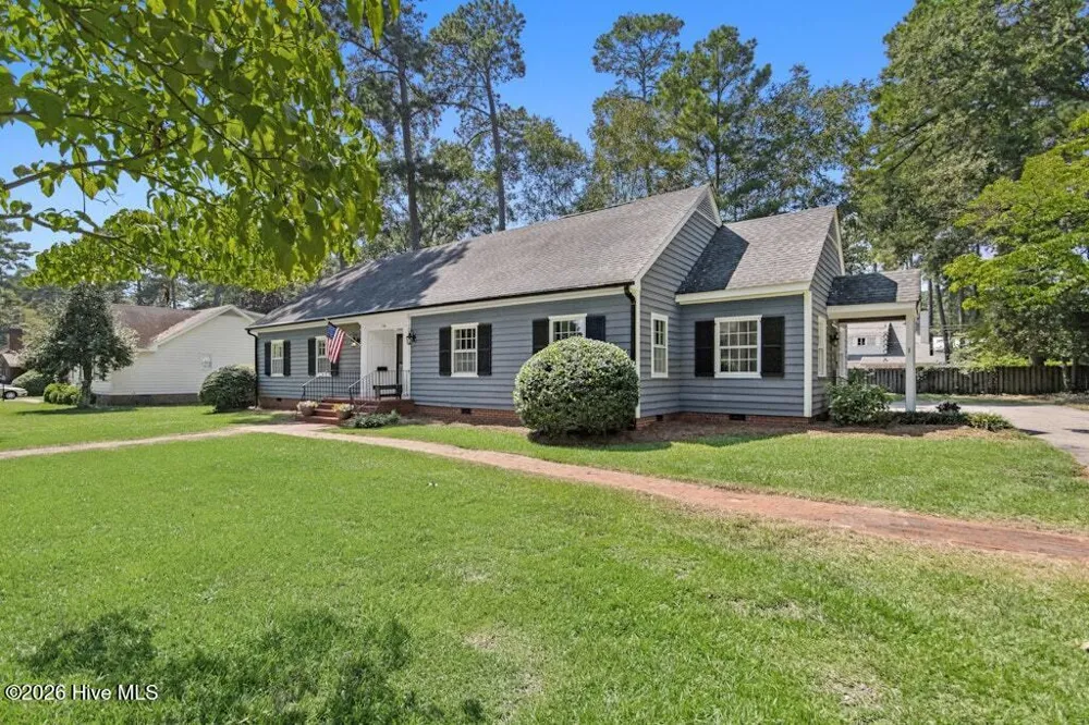 1106 S 1st Street Smithfield, NC 27577