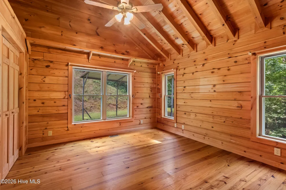 960 Ogreeta Road Murphy, NC 28906