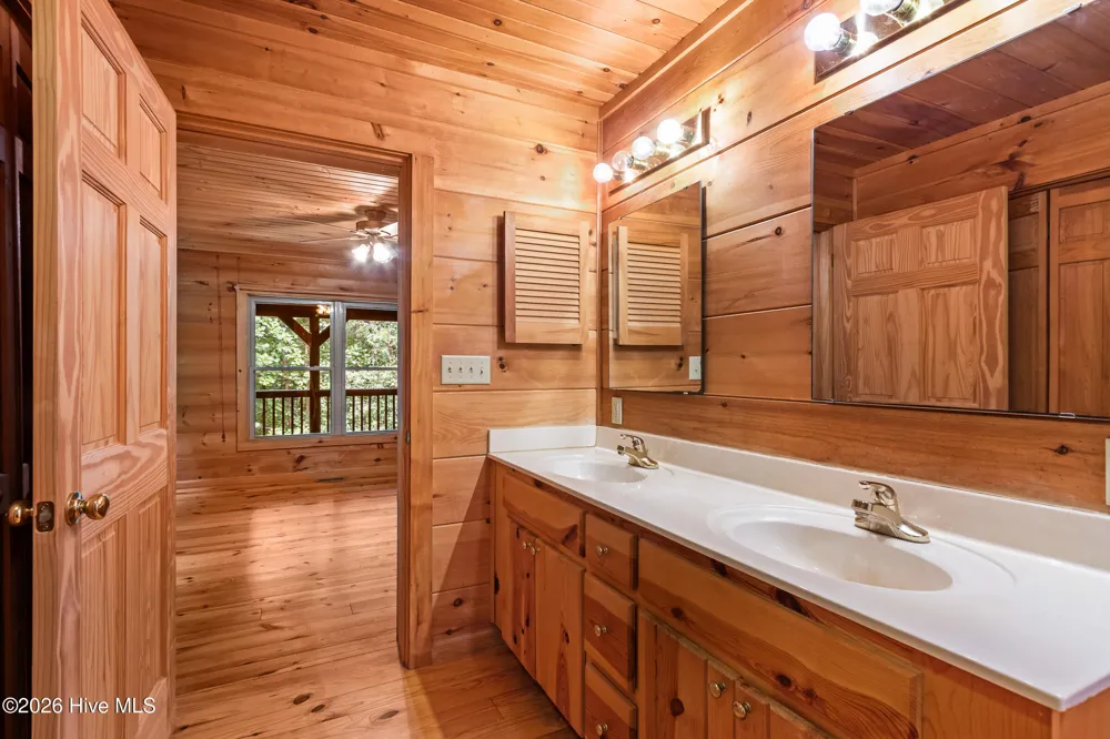 960 Ogreeta Road Murphy, NC 28906