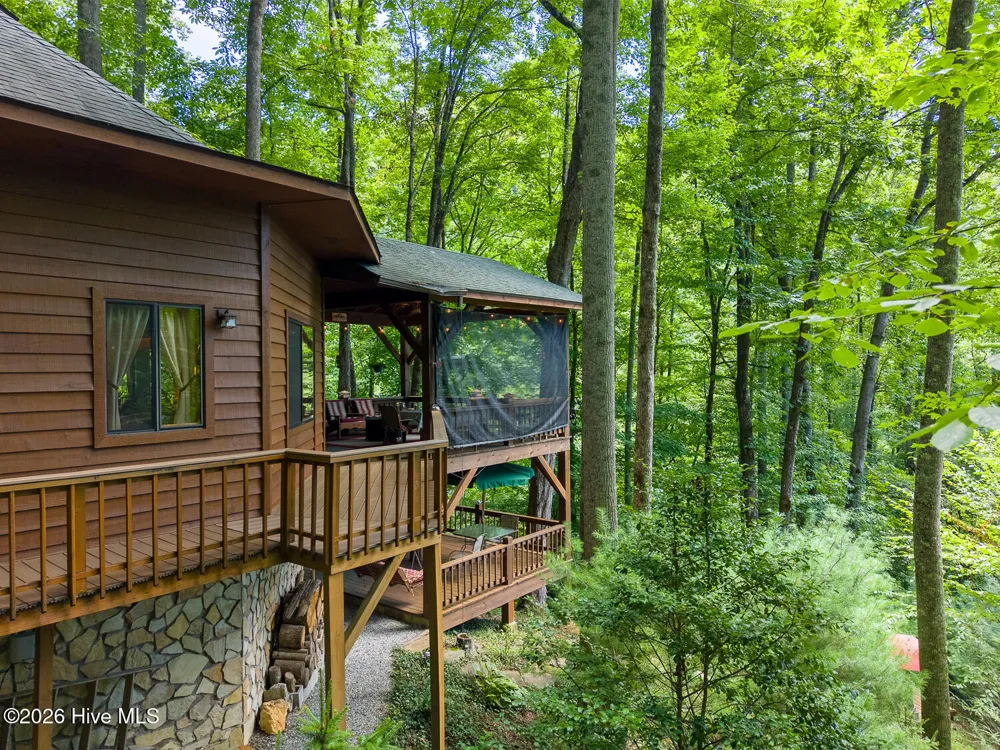 204 Mountain Laurel Drive Bryson City, NC 28713