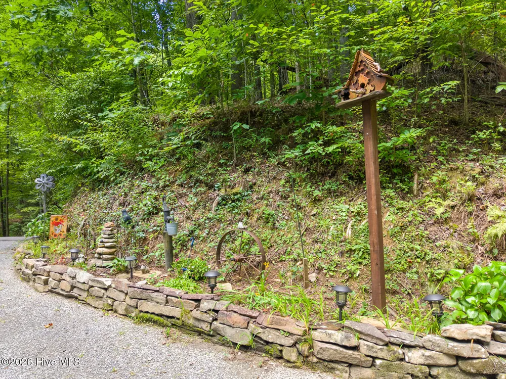 204 Mountain Laurel Drive Bryson City, NC 28713