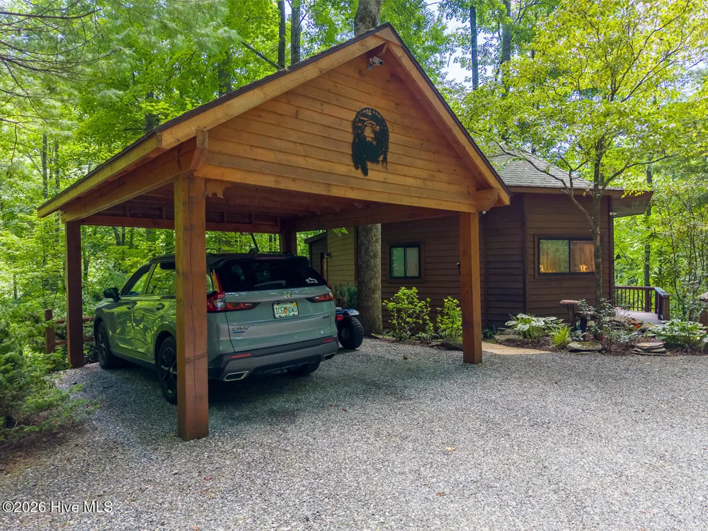 204 Mountain Laurel Drive Bryson City, NC 28713