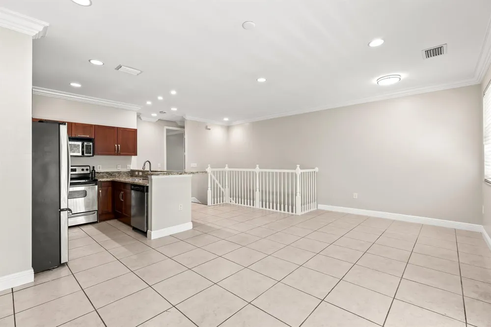 29 NE 24TH AVENUE #29 Pompano Beach, FL 33062