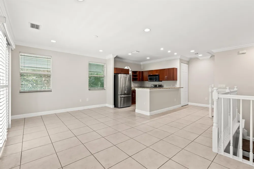 29 NE 24TH AVENUE #29 Pompano Beach, FL 33062