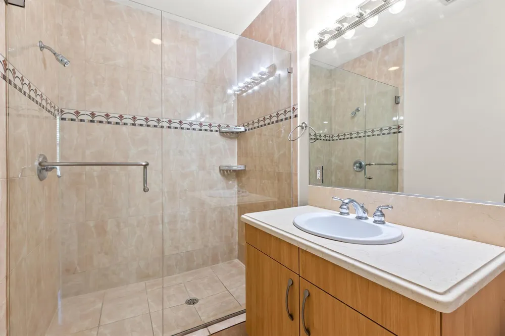 29 NE 24TH AVENUE #29 Pompano Beach, FL 33062